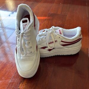 Reebok white/red/black - great combination!